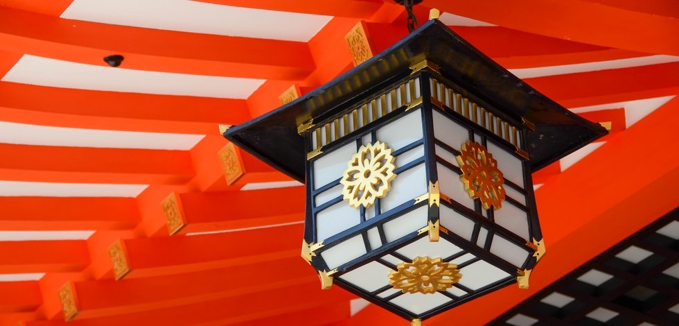 生田神社の灯篭