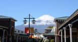綺麗な富士山の写真（御殿場プレミアムアウトレットより）