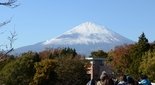 綺麗な富士山の写真（御殿場プレミアムアウトレットより）