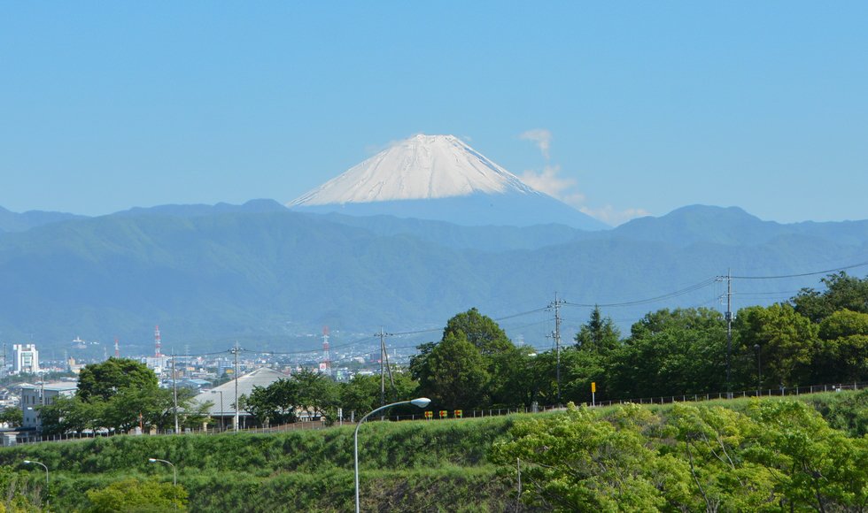 中央高速双葉サービスエリア 富士山