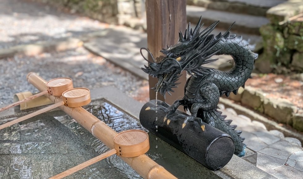 �J�^�̎萅 ���C�����{